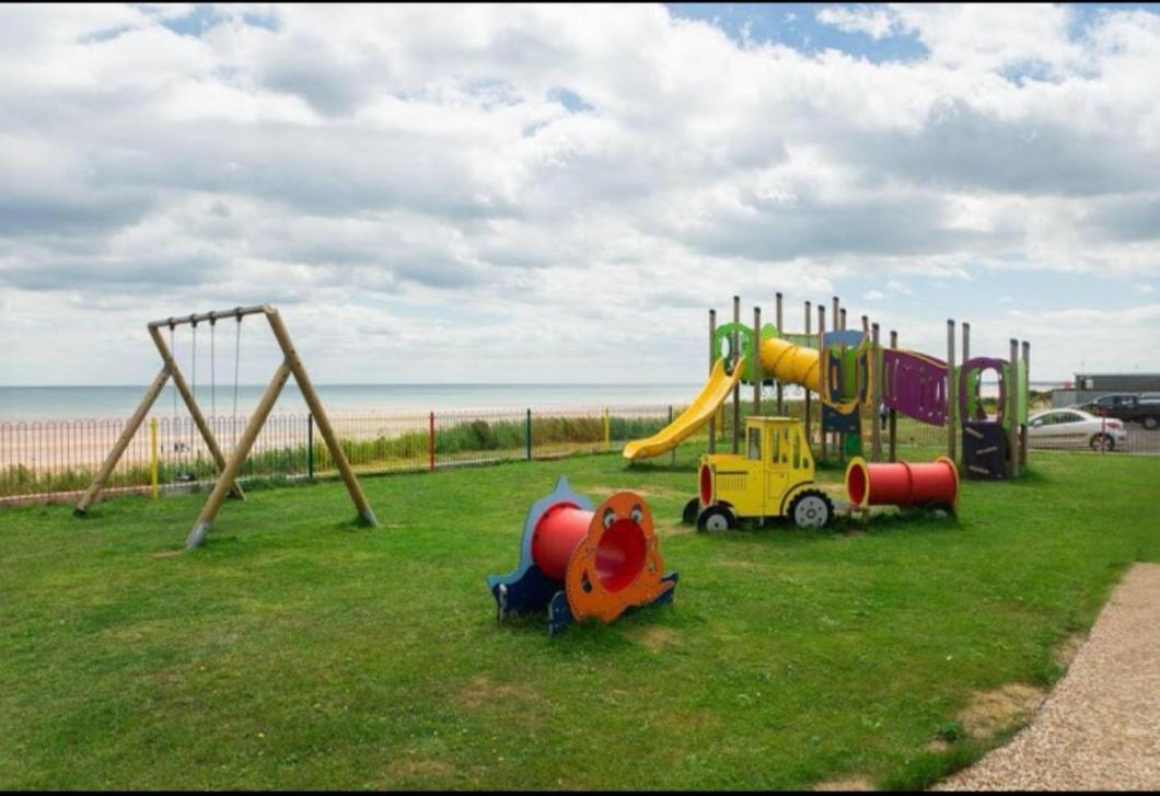 Savannah-By-The-Sea Bridlington Exterior foto